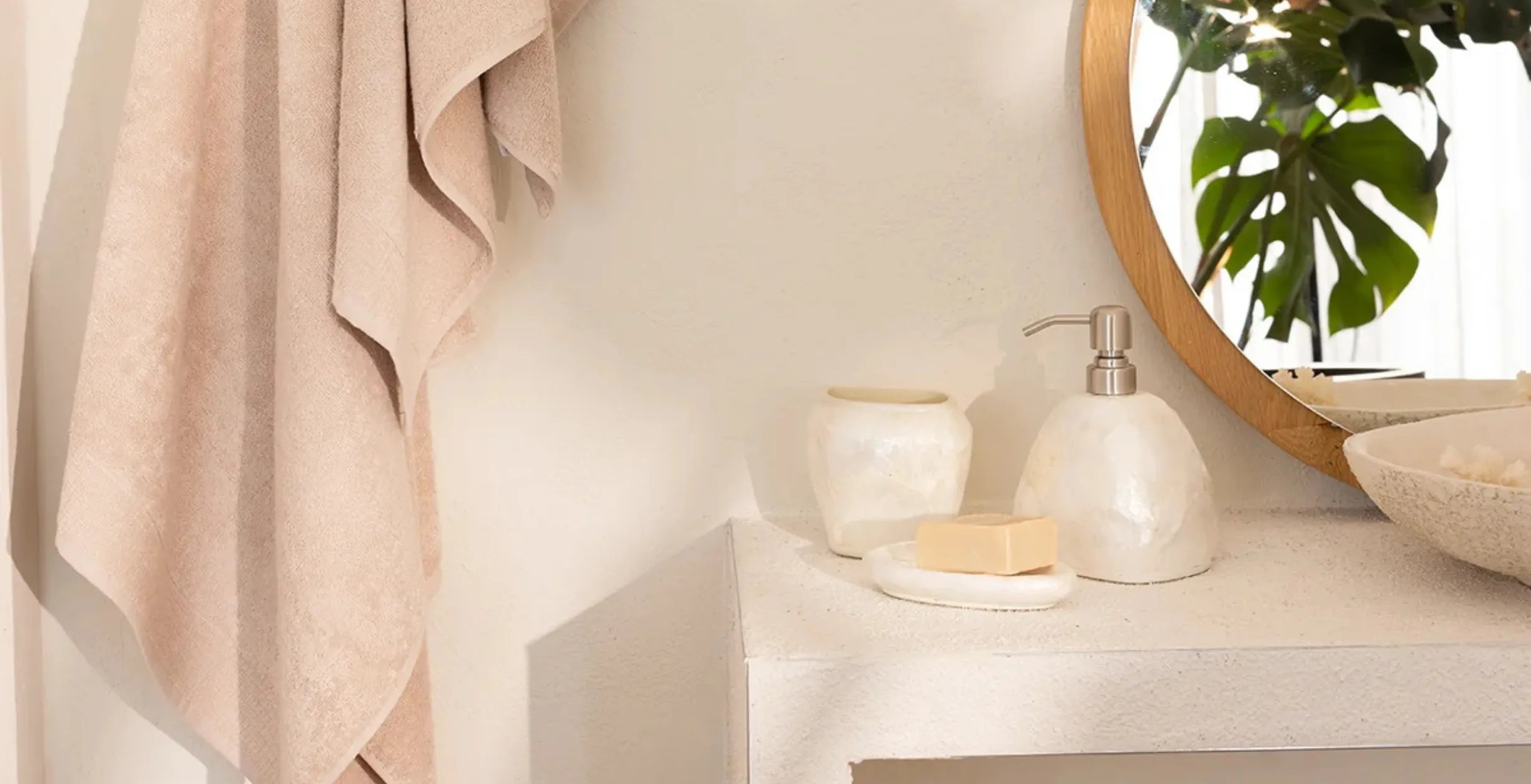 Sedef Banyo Seti Nedir? Sedefli Sabunluk ile Modelleri