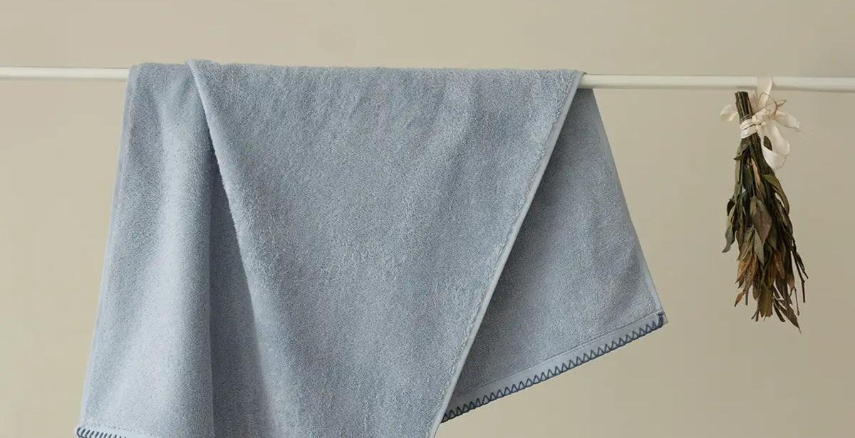 Solid (Düz) Havlu Nedir? Sade Havlu Modellerinin Avantajları