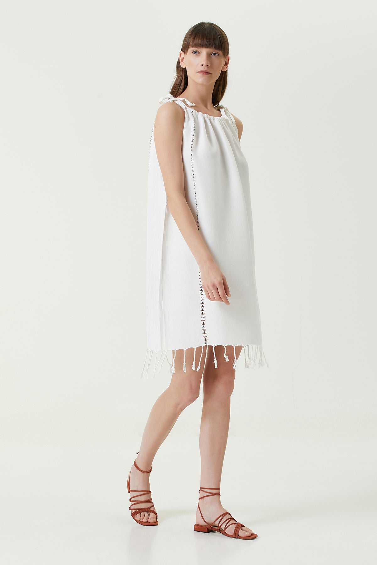 Serene Büzgülü Plaj Elbisesi - Siyah Örgü Ajur