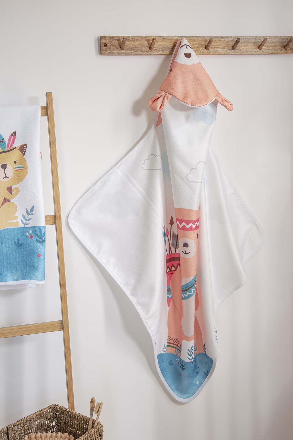 Scout Bear Swaddle Towel 75x75