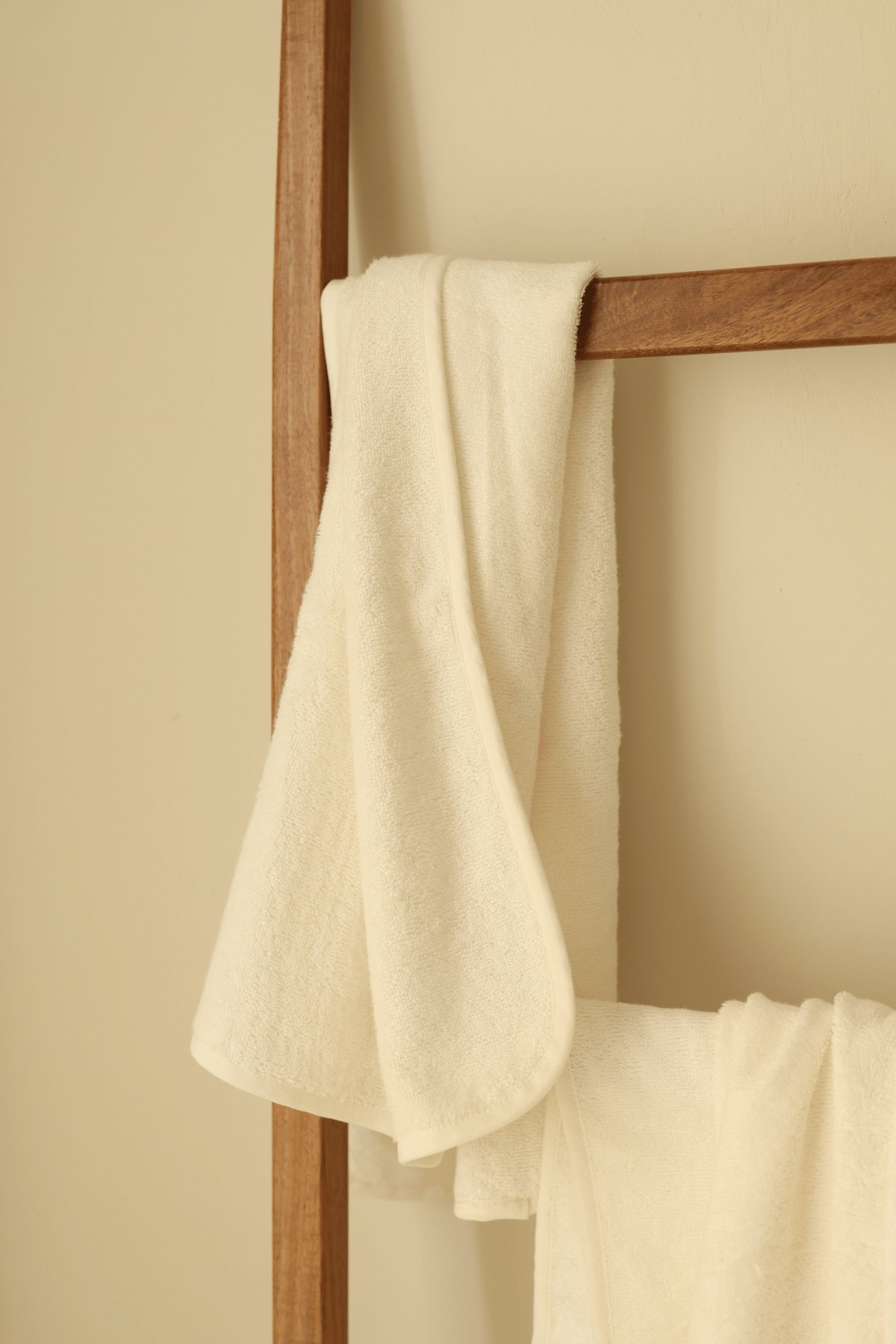 Sedef Bambu Banyo Havlusu 70x140 cm Ekru