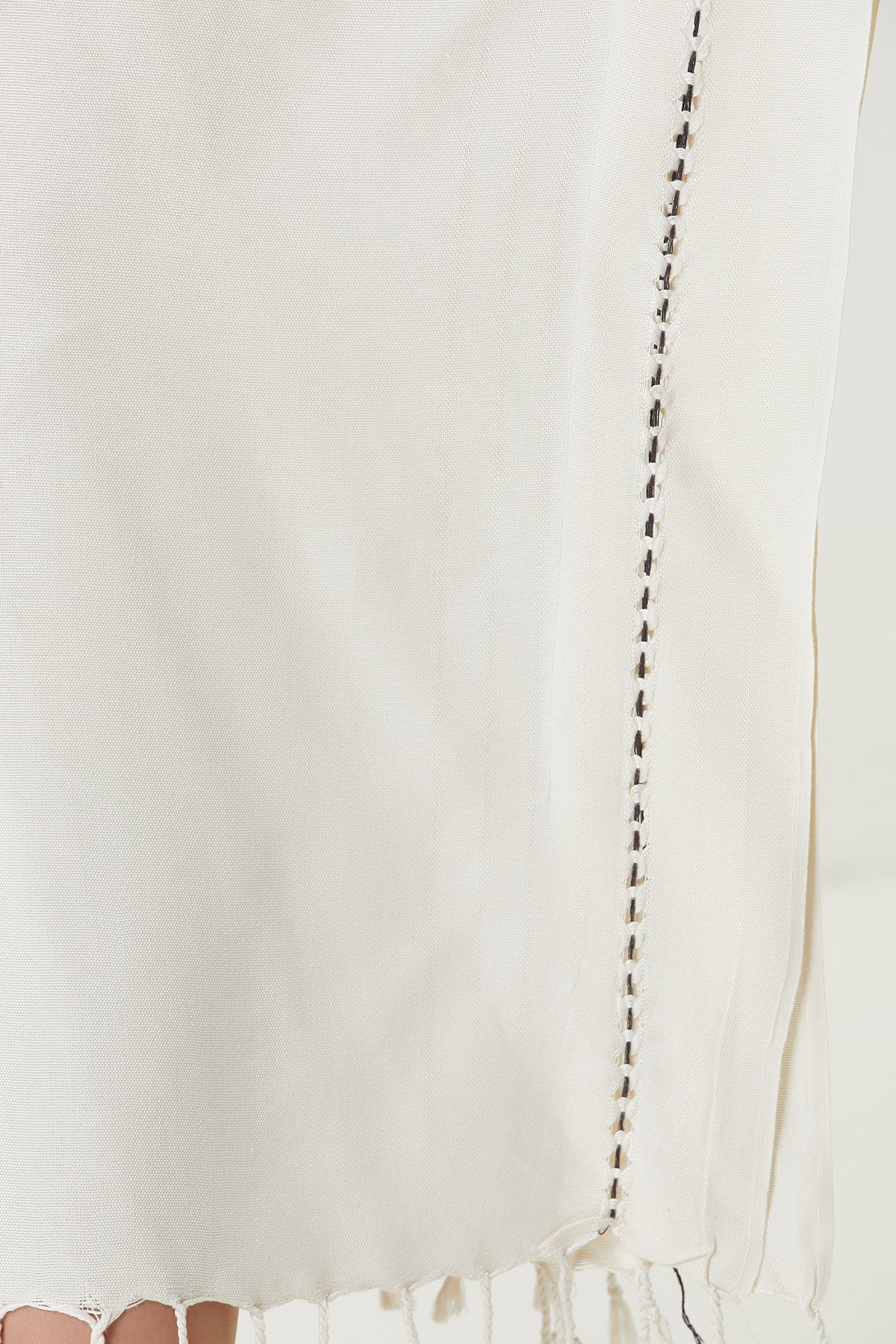 Layla V Yaka Elbise Bej