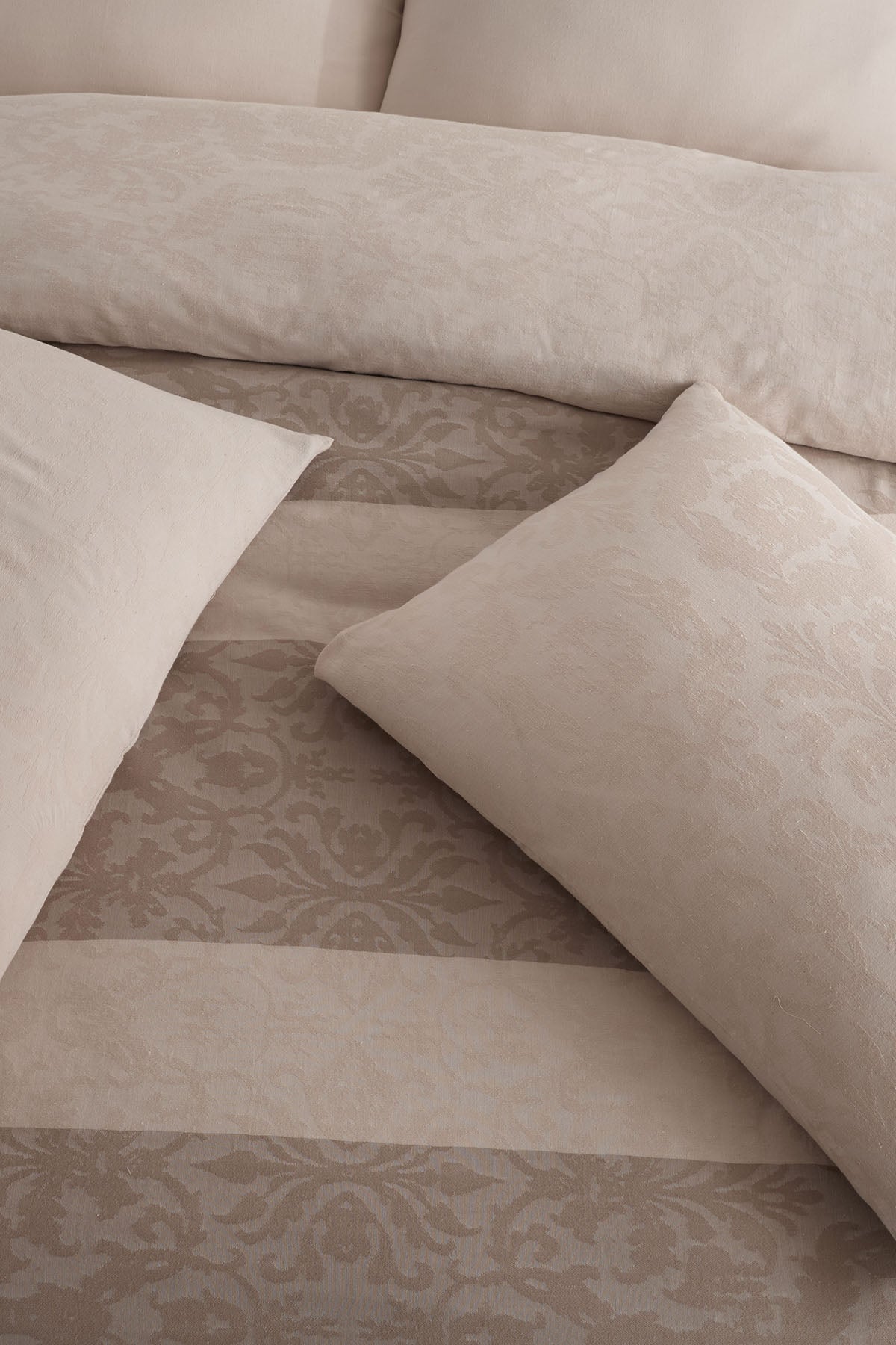 Della 5 Piece Double Duvet Cover Set