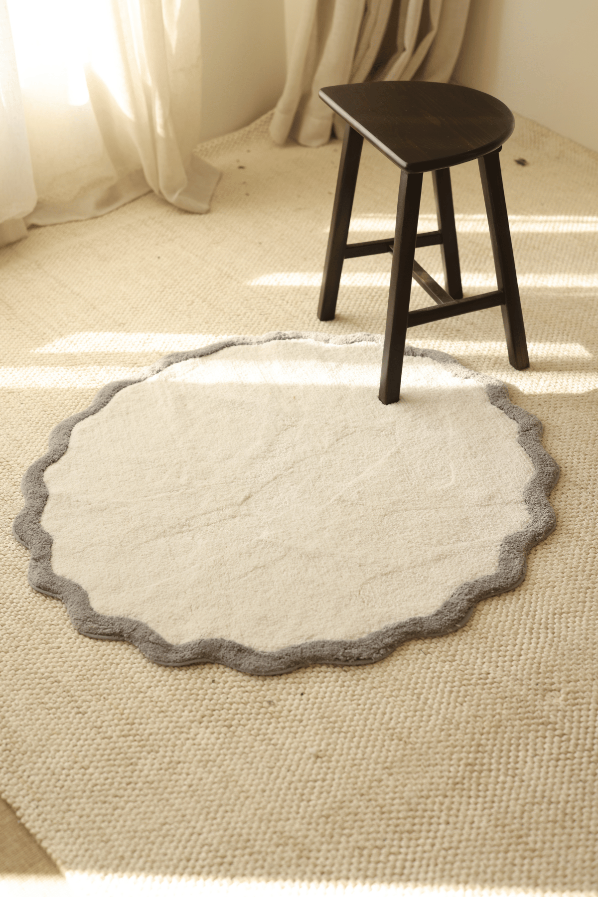 Scallop Yuvarlak Banyo Paspası Bambu 90x90 Gri