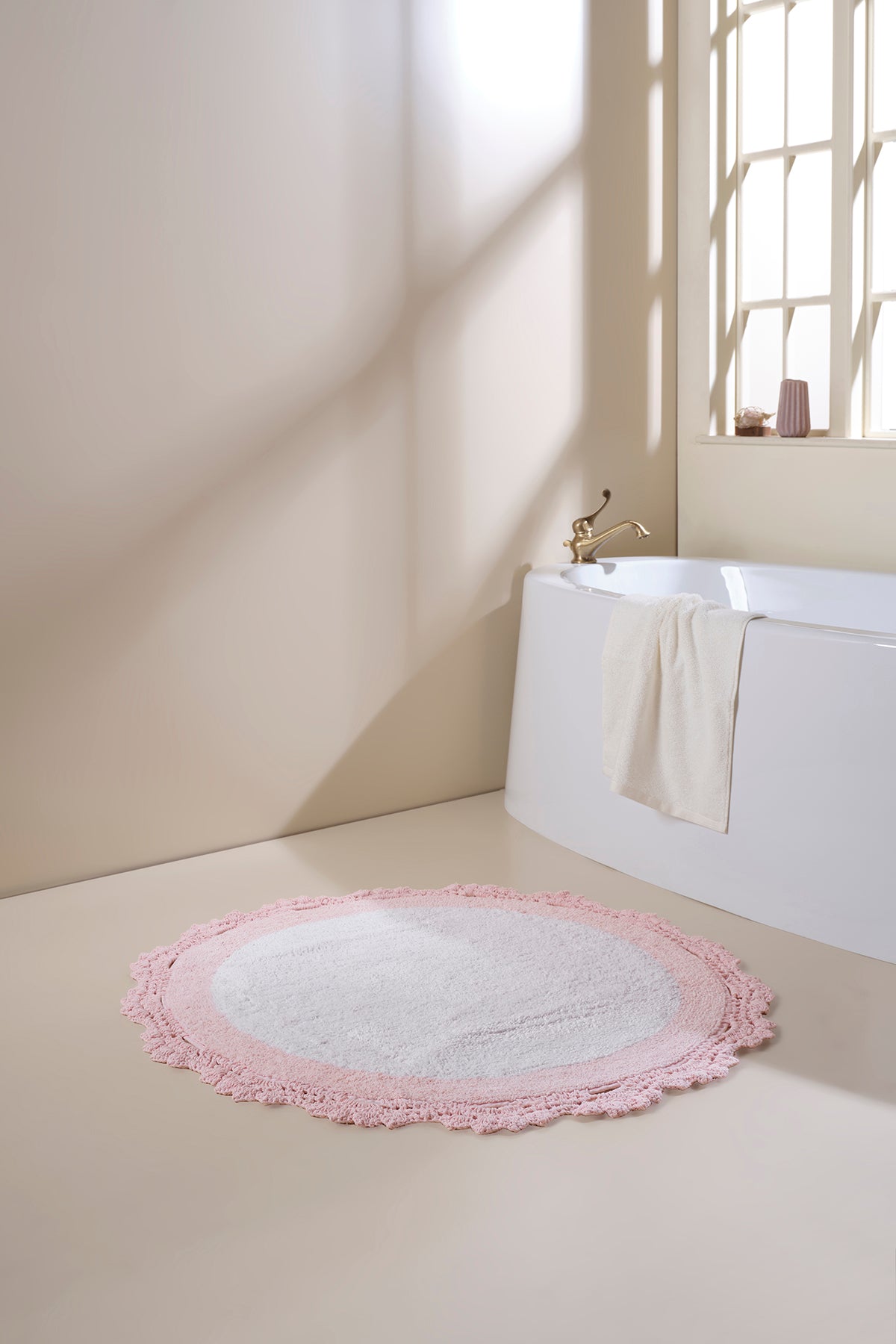 Doreen Yuvarlak Banyo Paspası %100 Pamuk 90x90 Pembe