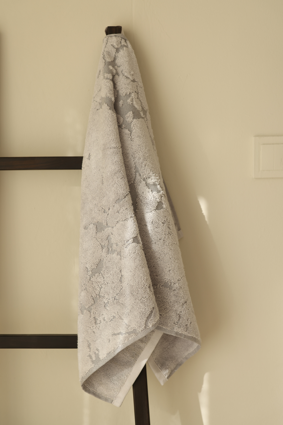 Marble %100 Pamuk Jakarlı El Havlusu 50x90 cm Gri