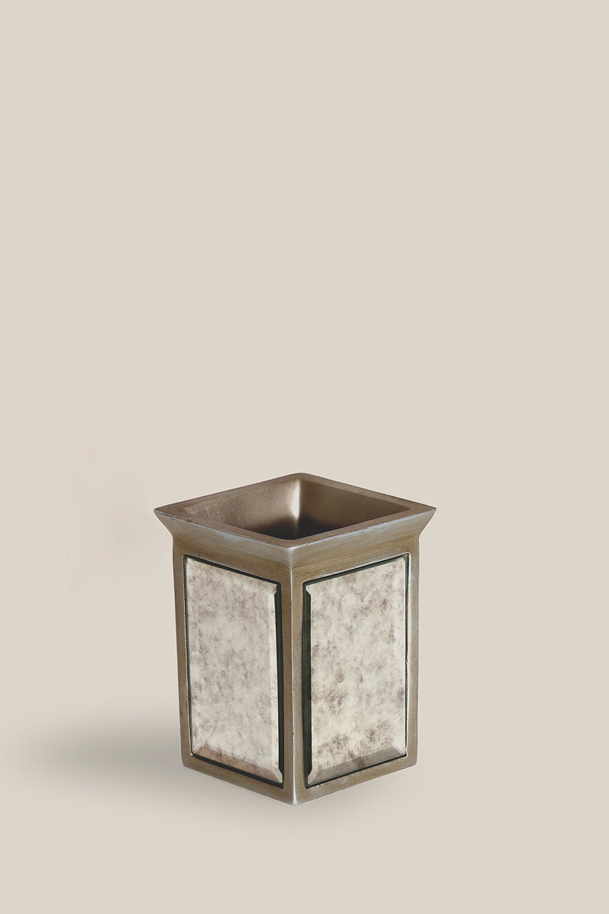 Mirror 4 Piece Bathroom Set