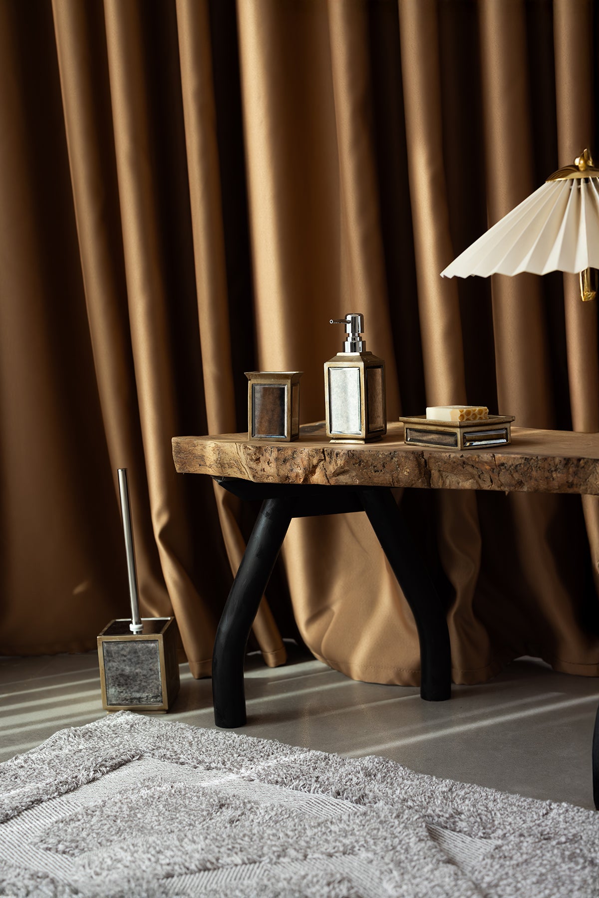 Mirror 4 Piece Bathroom Set