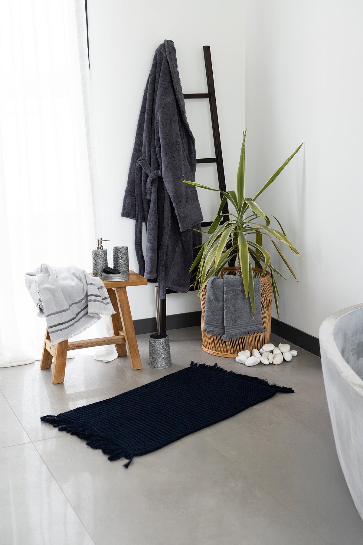 Lane 4 Piece Bathroom Set