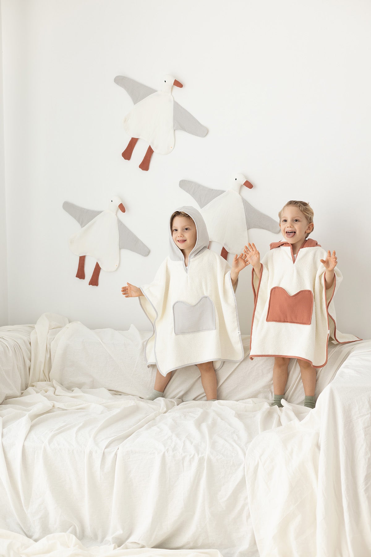 Joy of Colors Organic Cotton Muslin Detailed Children's Poncho Brick