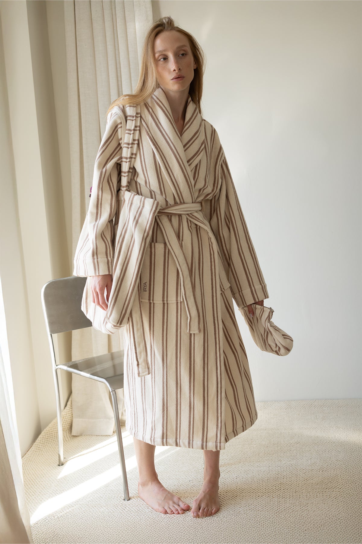 In Lines İpliği Boyalı Kadın Bornoz Mocha