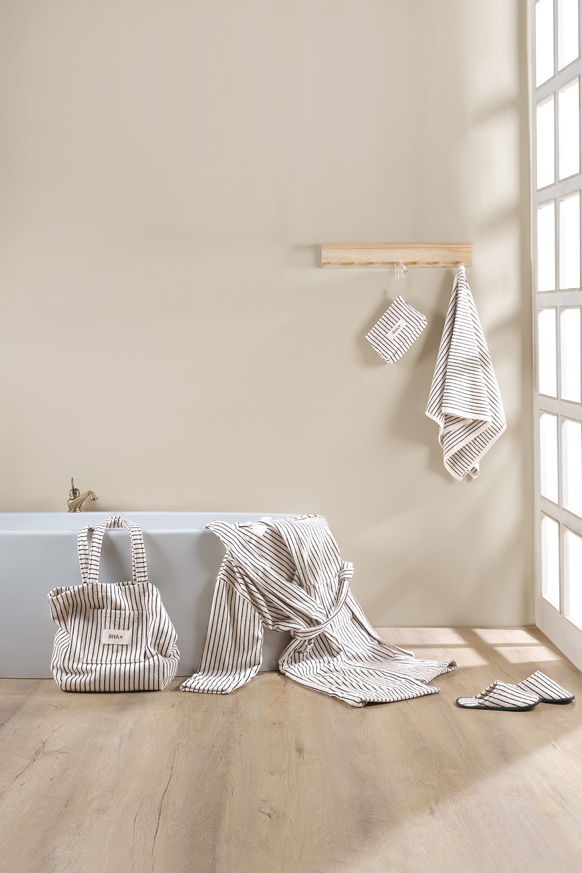 Out Lines İpliği Boyalı 2'li Banyo Havlu Seti