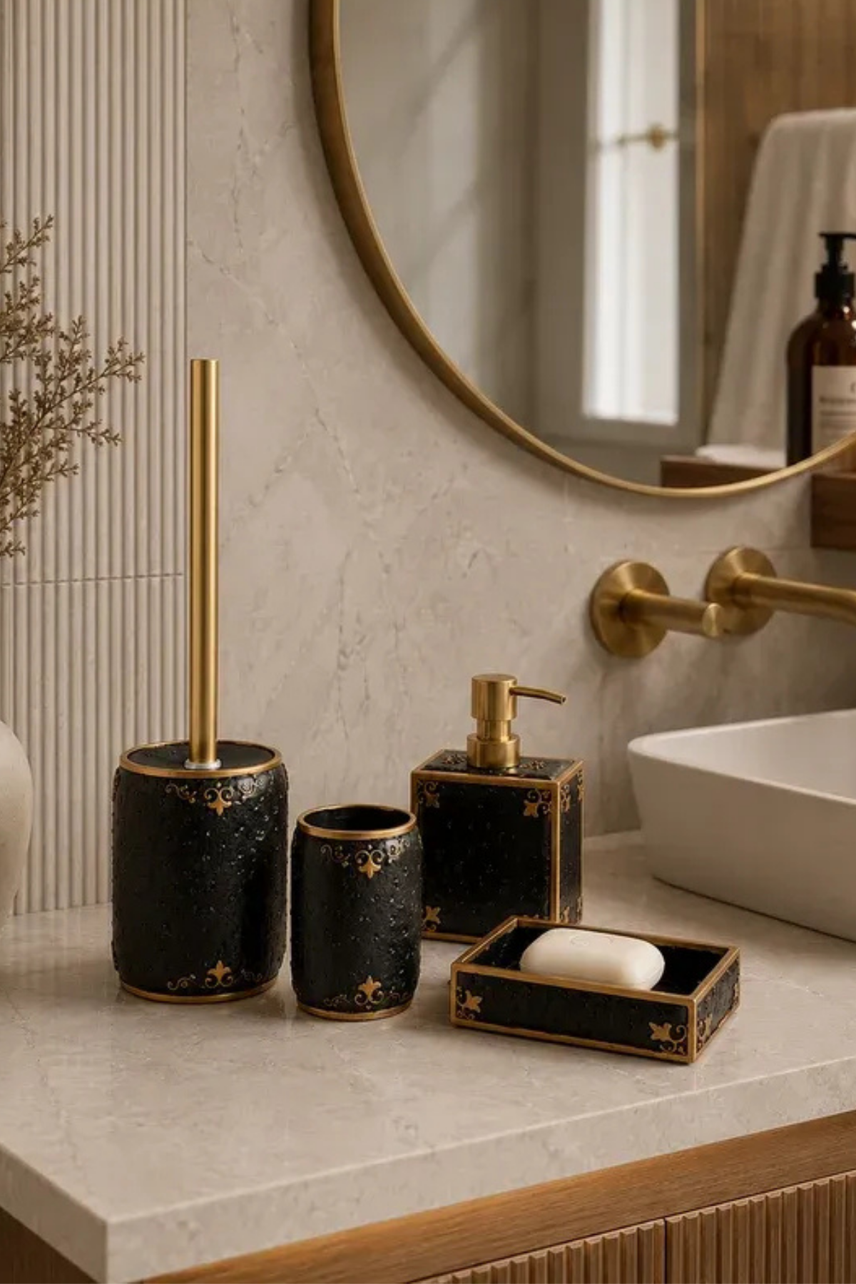 Luxton 4 Piece Bathroom Set