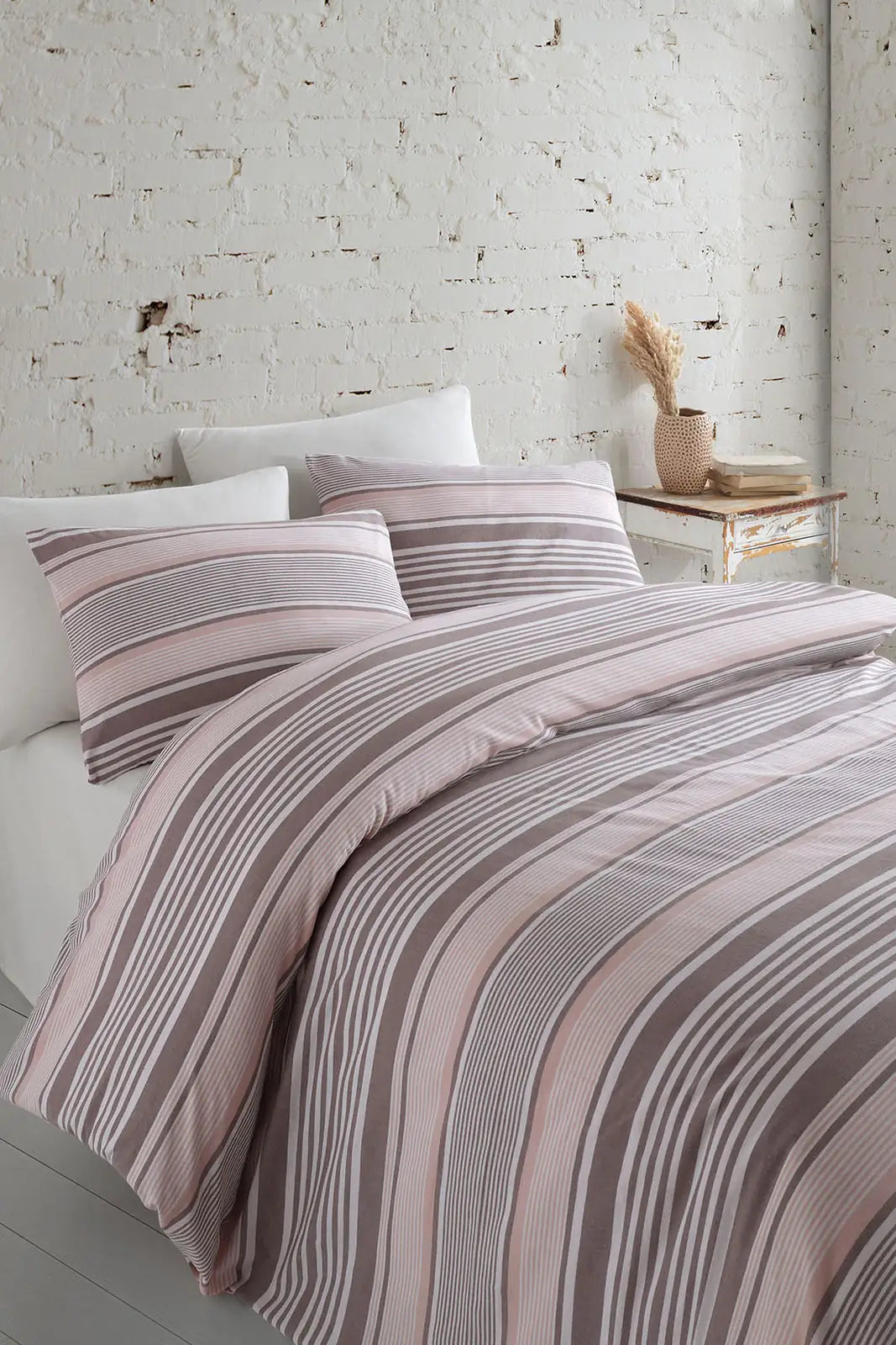 Clive 5 Parça Çift Kişilik Nevresim Takımı