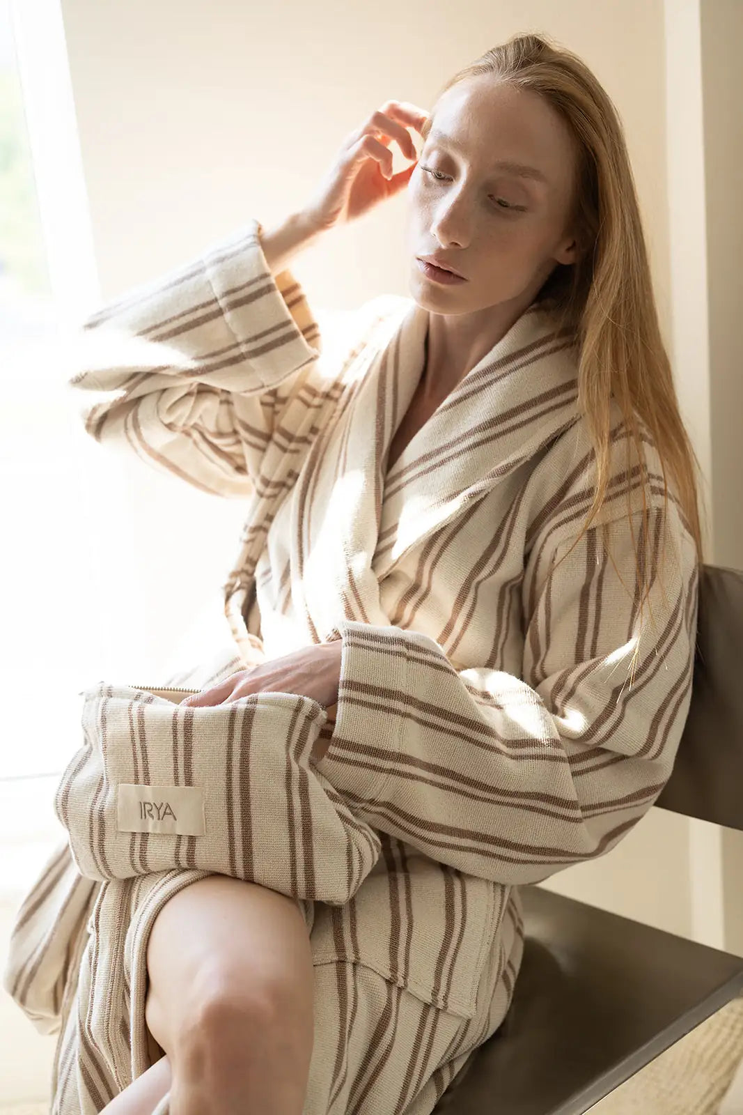 In Lines İpliği Boyalı Kadın Bornoz Mocha