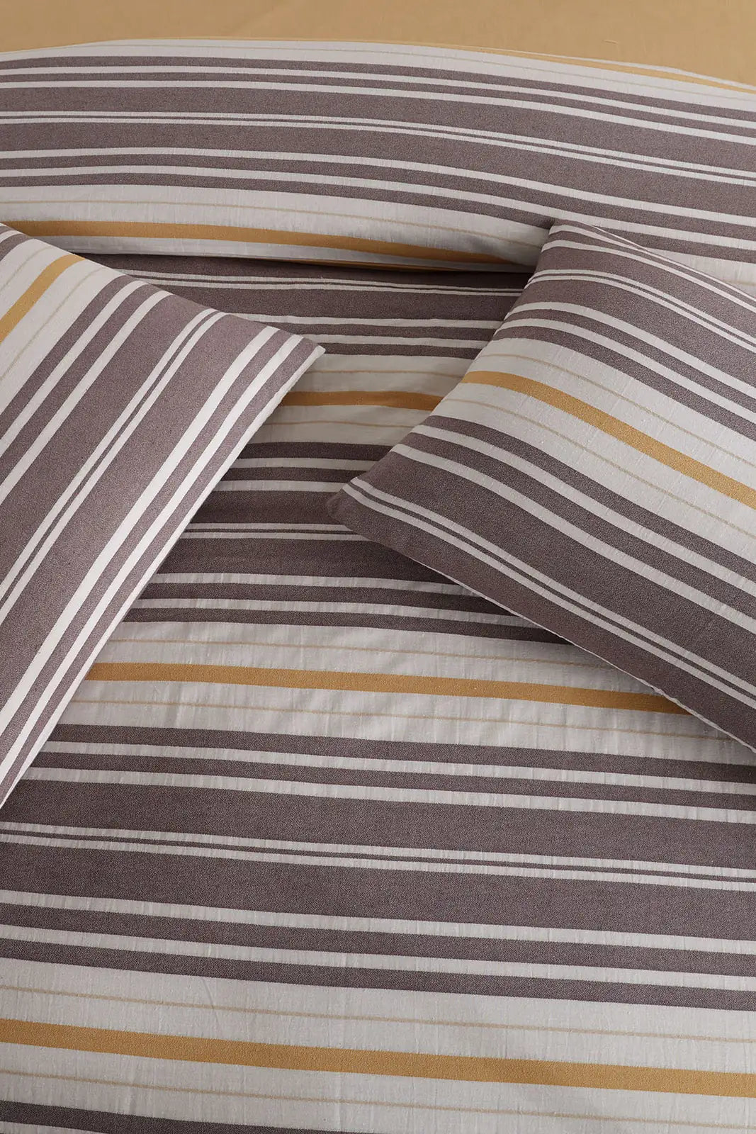 Olena 5 Parça Çift Kişilik Çantalı Nevresim Takımı