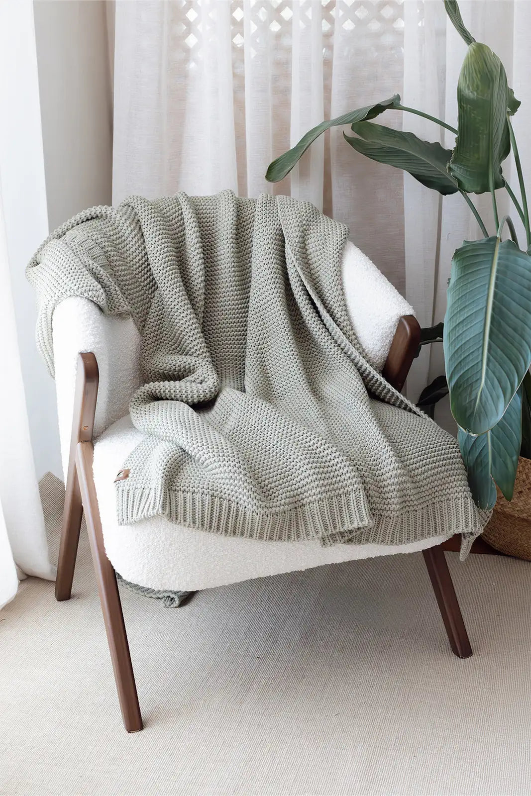 Sage Knitted Blanket 130x170 Mint