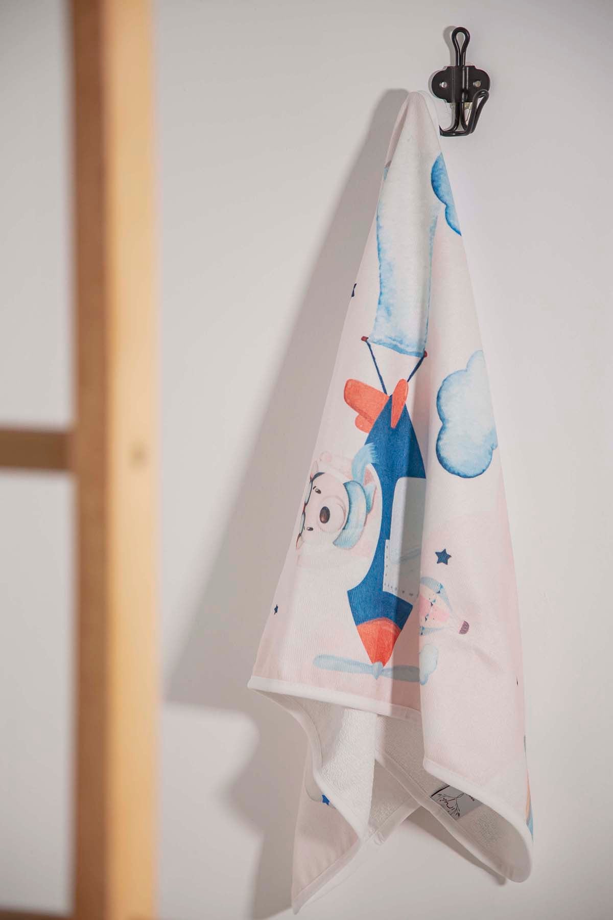 Pilot Bear Towel 50x90