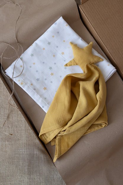 My Star 2-Piece Organic Cotton Newborn Gift Set Mustard | Sleep Companion, Muslin Blanket