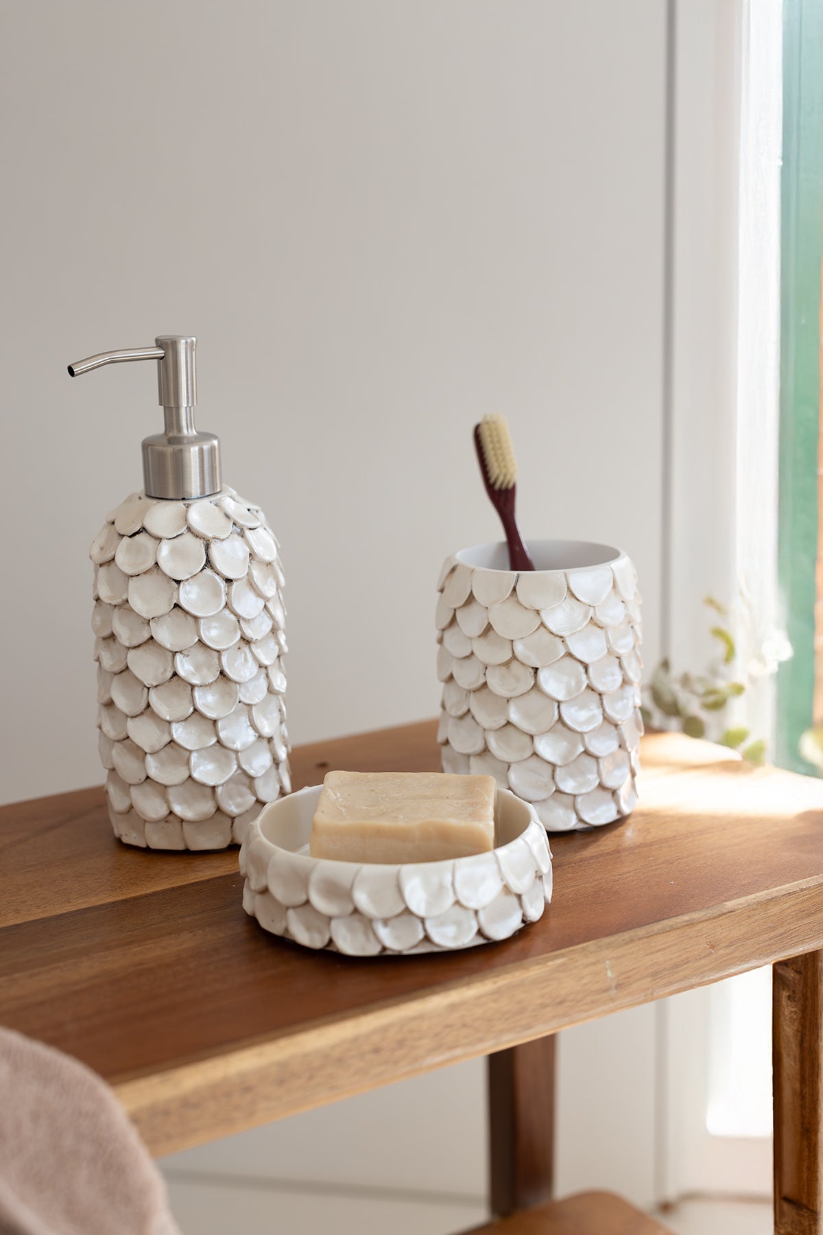 Lindy 3 Parça Banyo Seti Beyaz