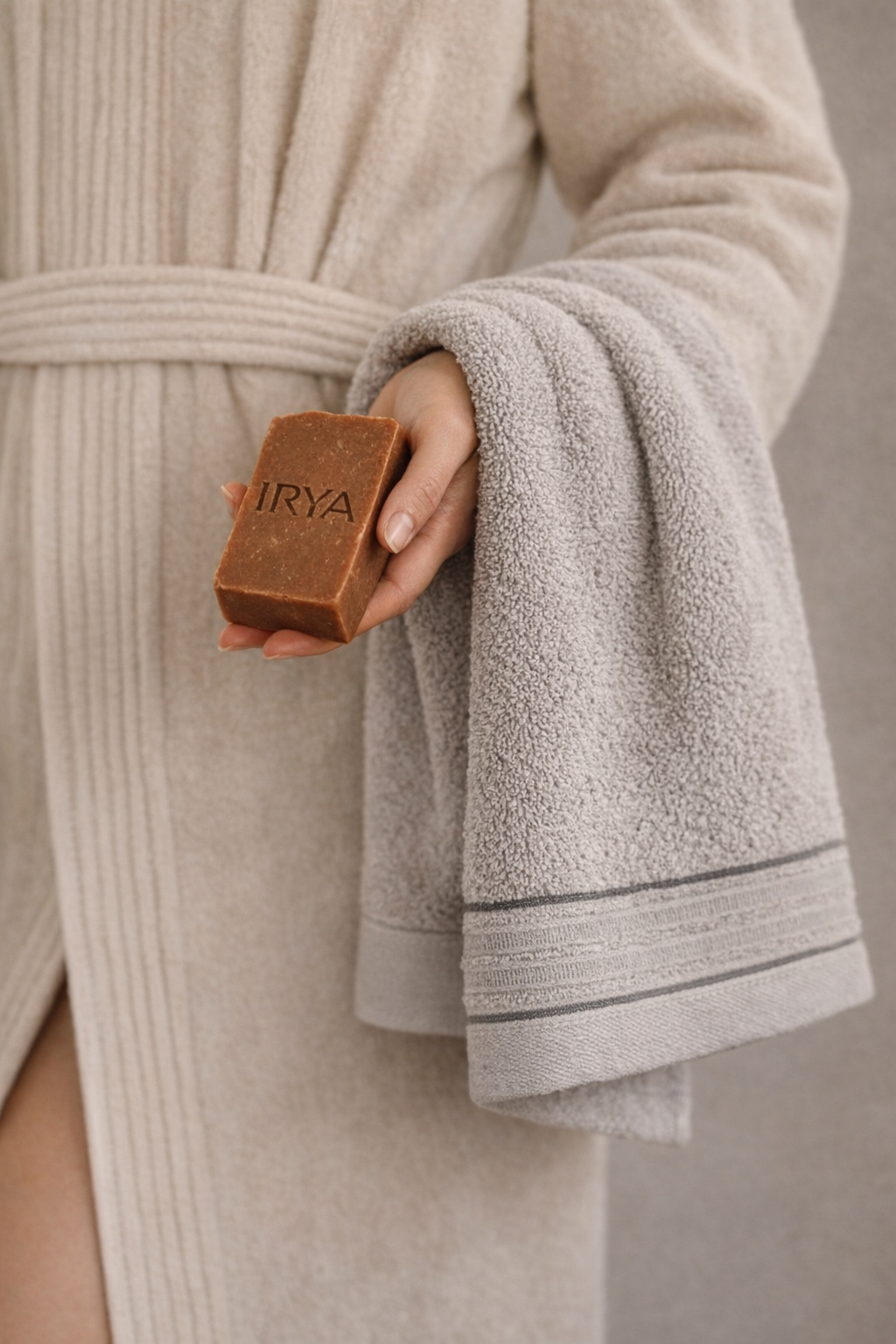 Roya Bath Towel 70x140 cm Grey