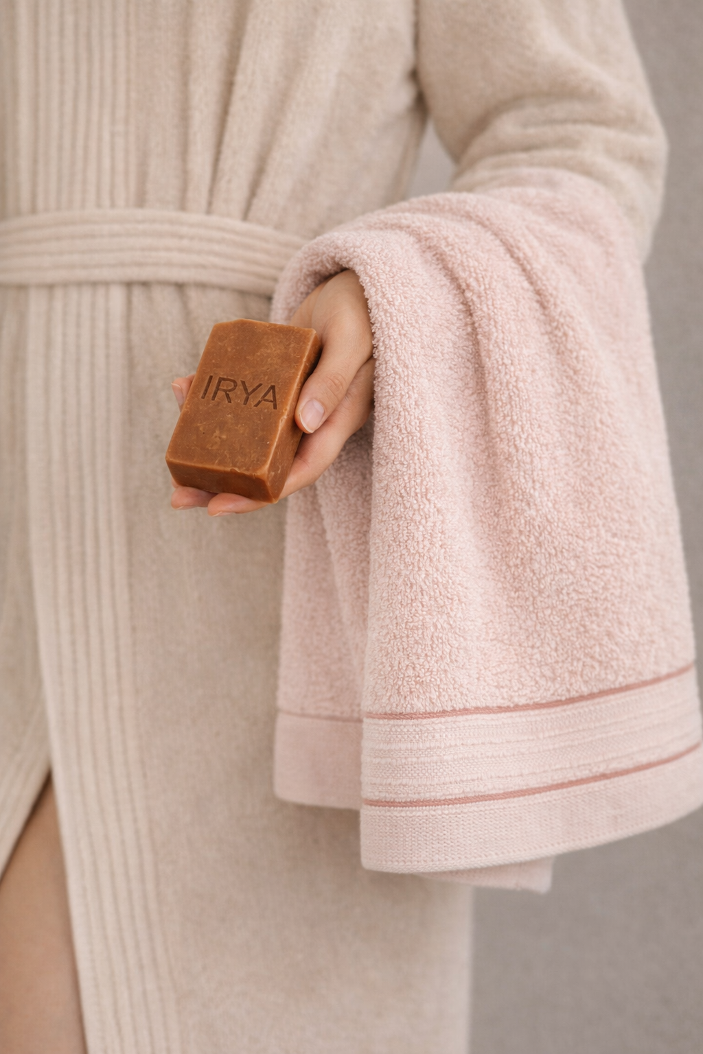 Roya Bath Towel 70x140 cm Pink
