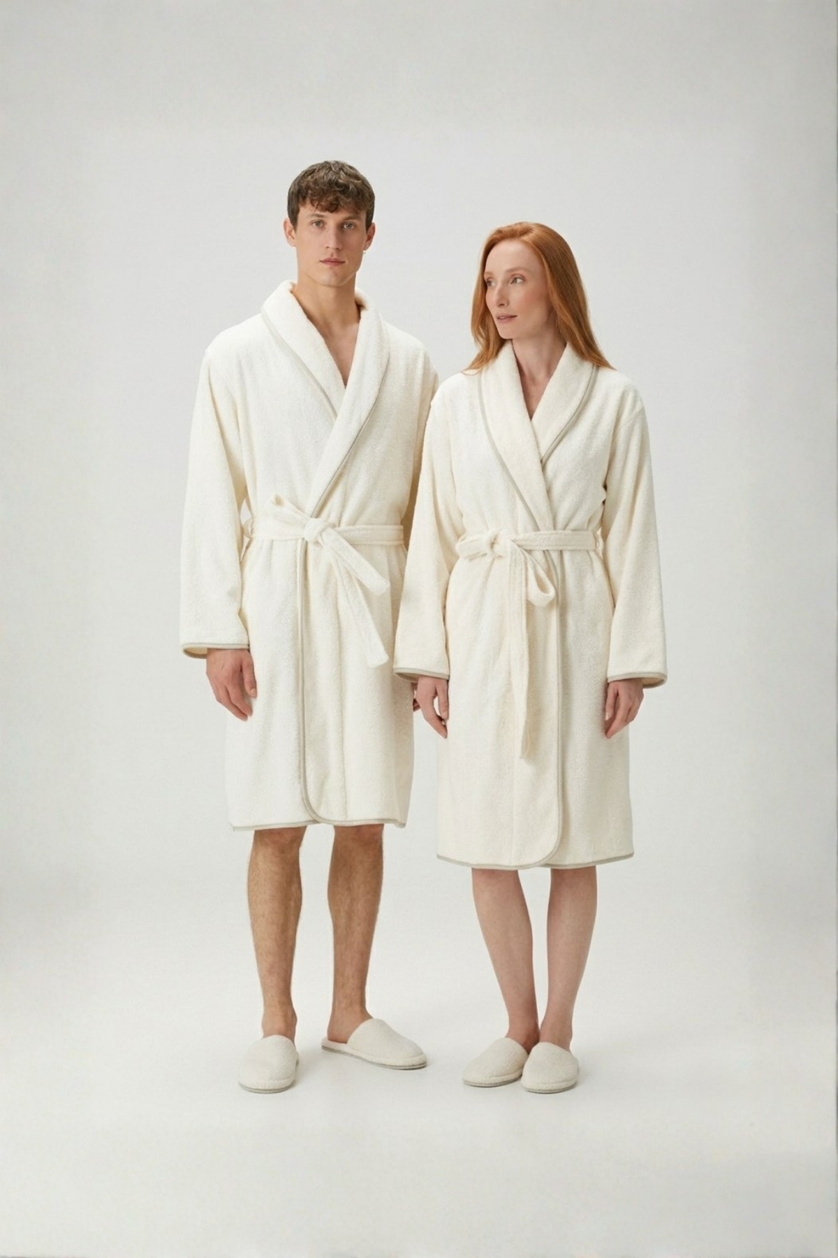 Allesi %100 Pamuk Bornoz Takımı Ekru