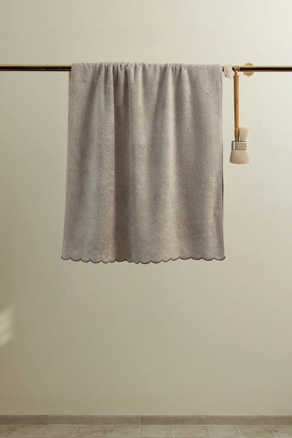 Lindy Bamboo Bath Towel 70x140 cm Cool Gray