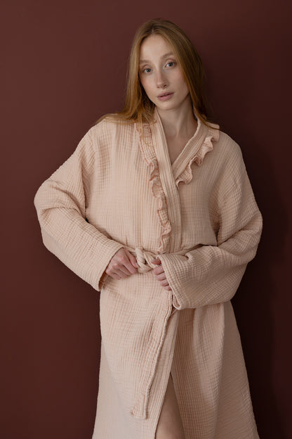 Liva 4 Katlı Fırfırlı Kadın Bornoz Pudra