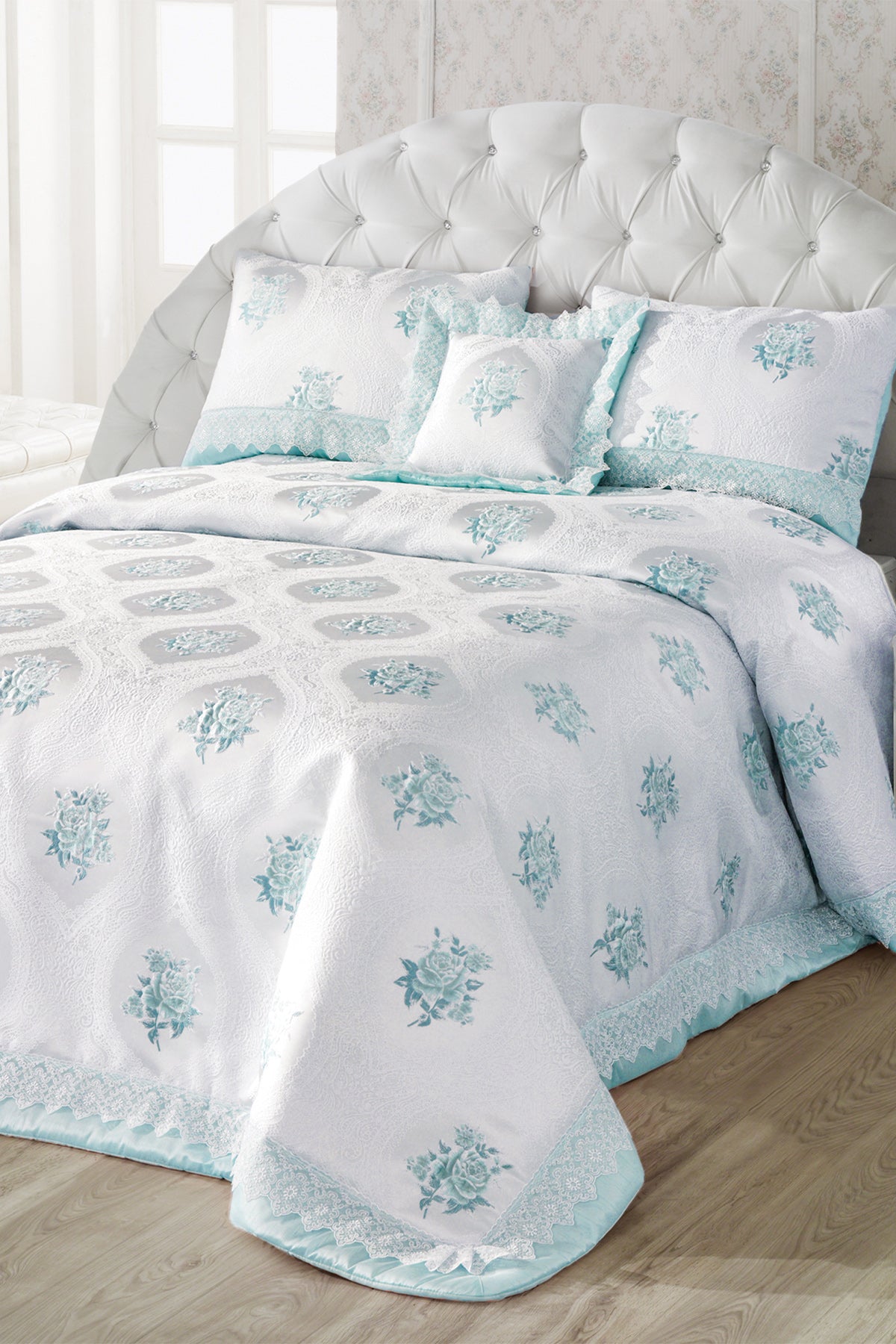 Jaden Bedspread Aqua 265x270