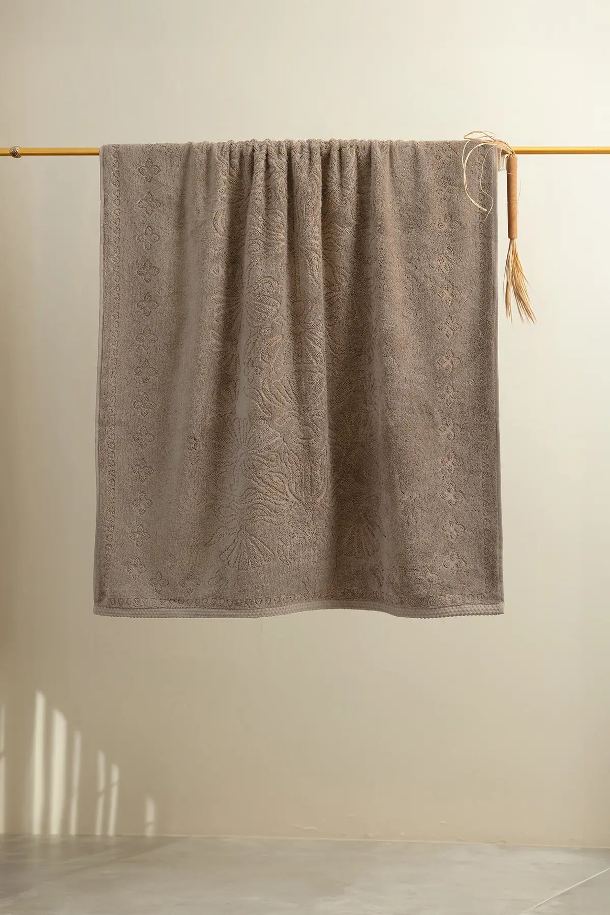 Liana 100% Cotton Towel Earth Brown 90x150 cm