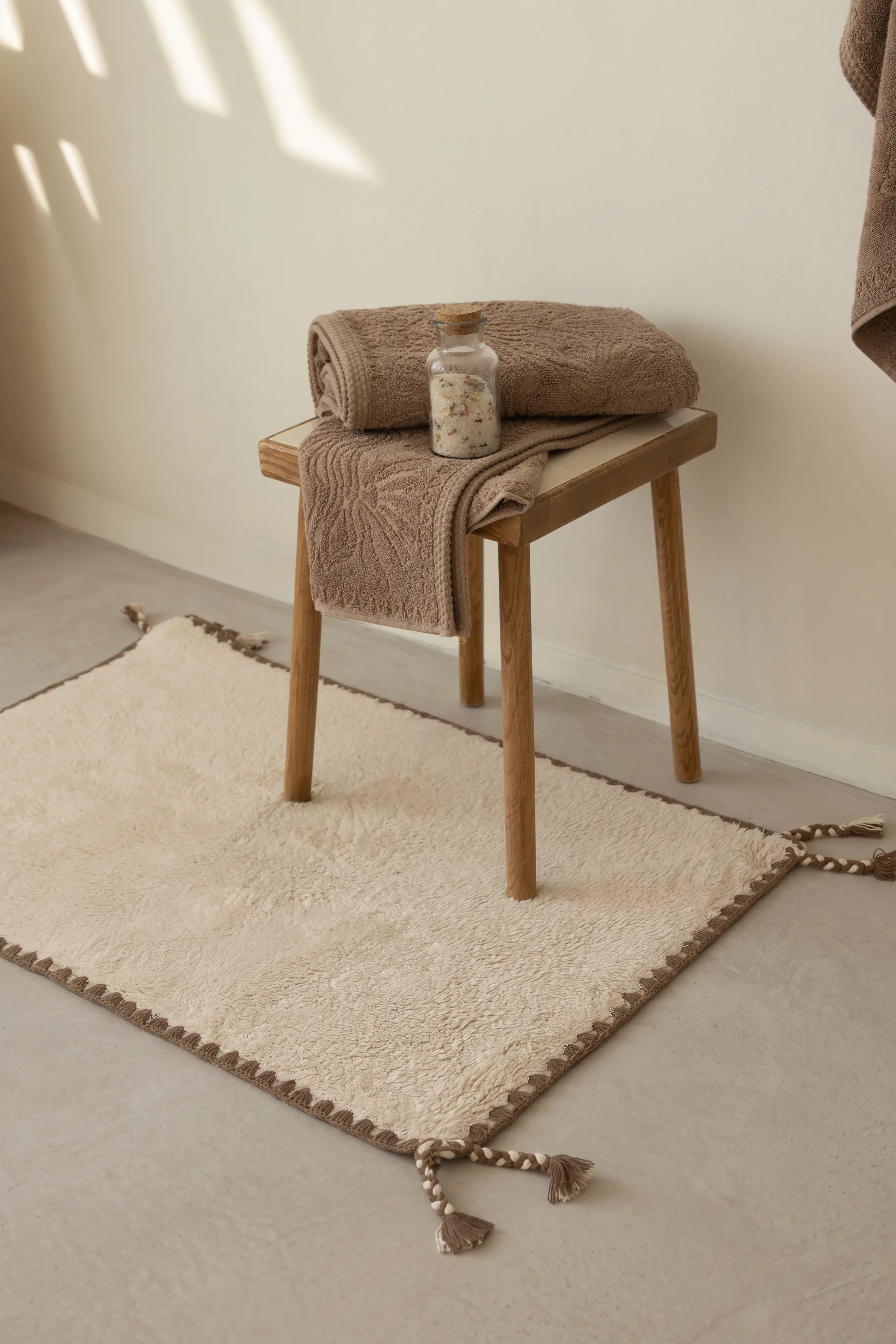Liana 100% Cotton Towel Earth Brown 50x90 cm