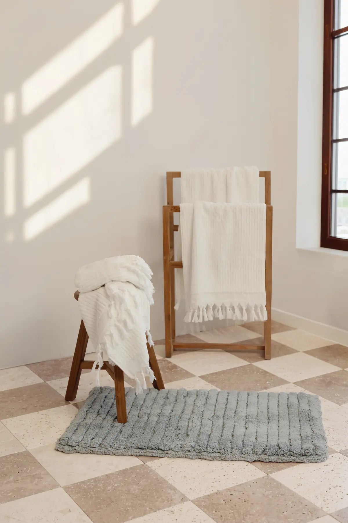 Ege %100 Pamuk 4'lü Yüz Havlu Seti 50x90 cm Bright Ecru