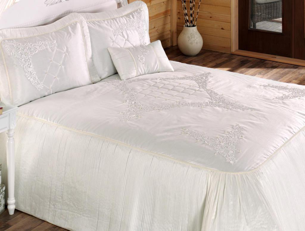 Almina Double Bedspread Ecru