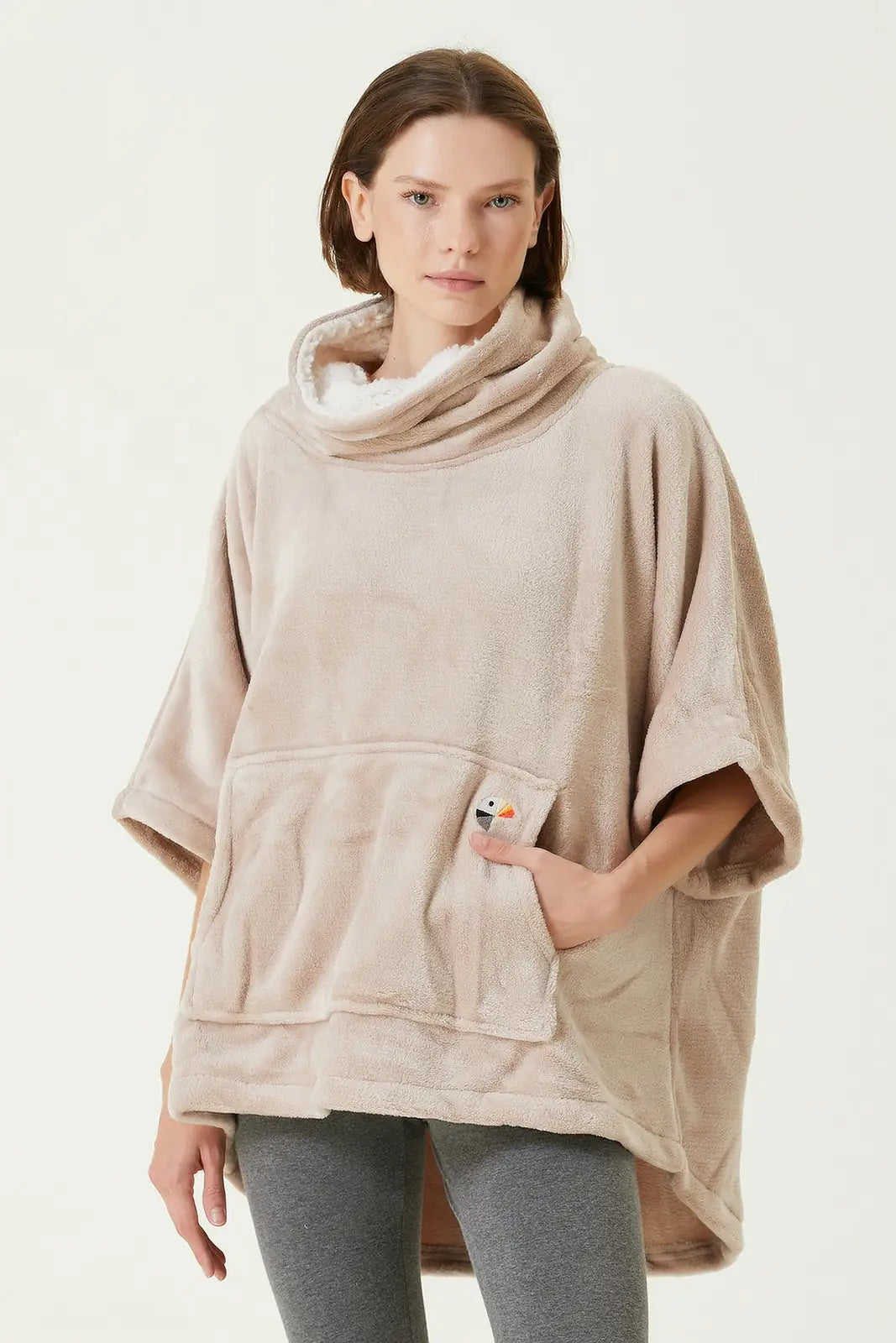 Es Parla Ruby Poncho Beige
