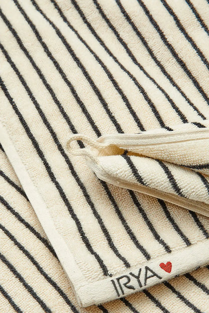 In Lines Yarn Dyed Towel Set