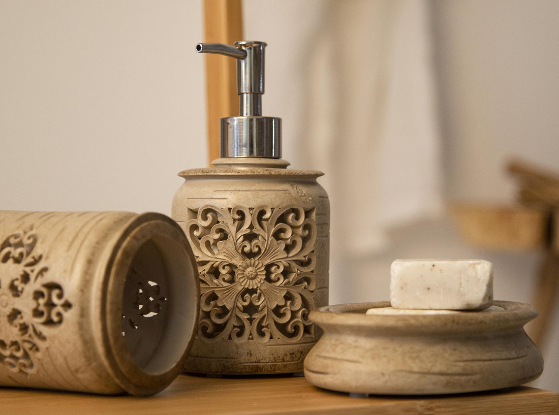 Freda Solid Soap Dispenser