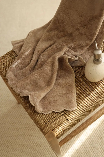 Lindy Bamboo Bath Towel 70x140 cm Beige