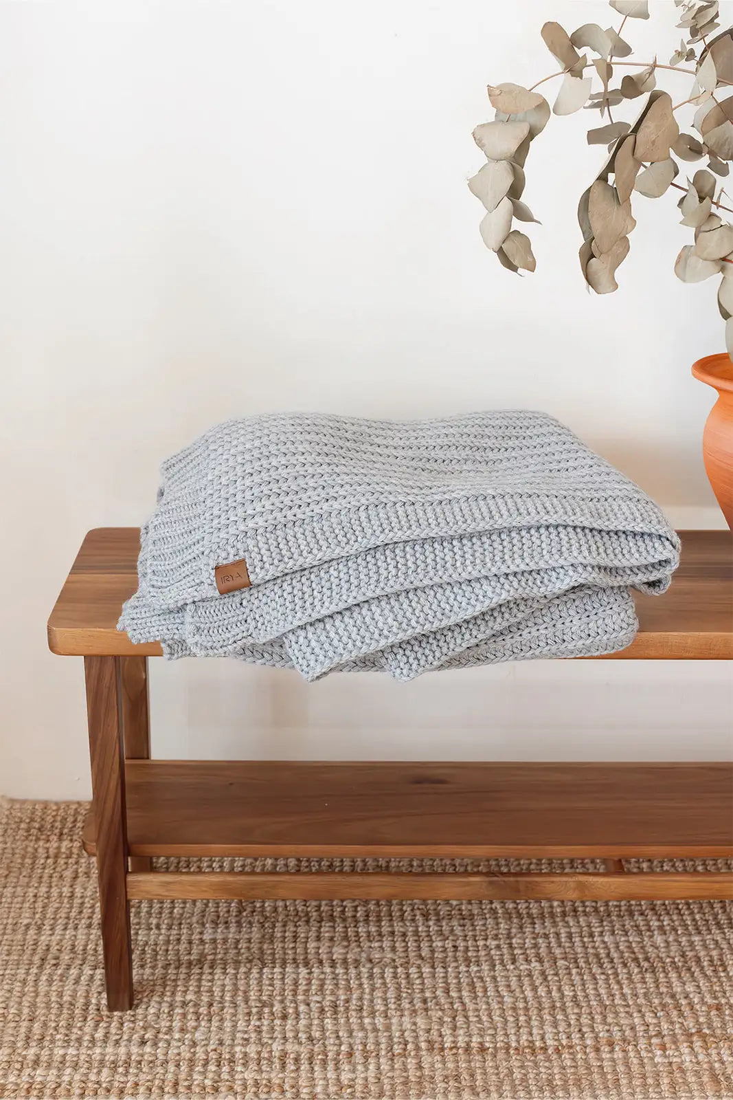 Mist Knitted Blanket 130x170 Light Grey