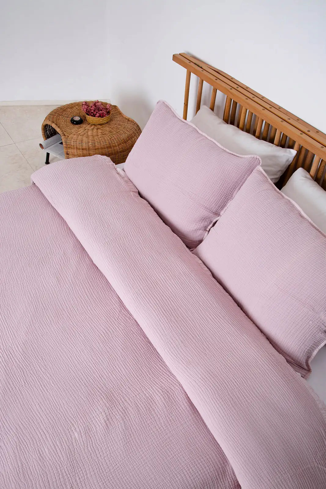 Ocean Muslin Bedspread Lilac
