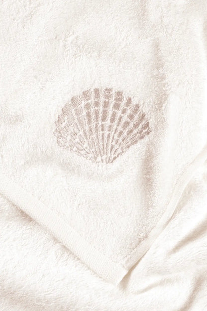 Sedef Bambu Nakışlı Banyo Havlusu 70x140 cm Ekru